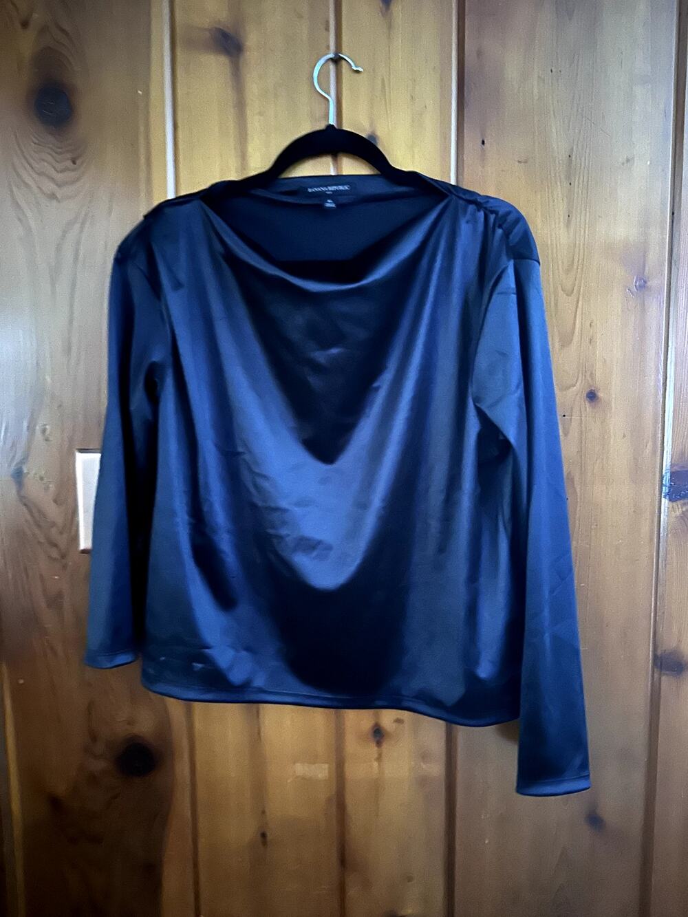 Satin LS Cowlneck Blouse | Banana Republic | Size M